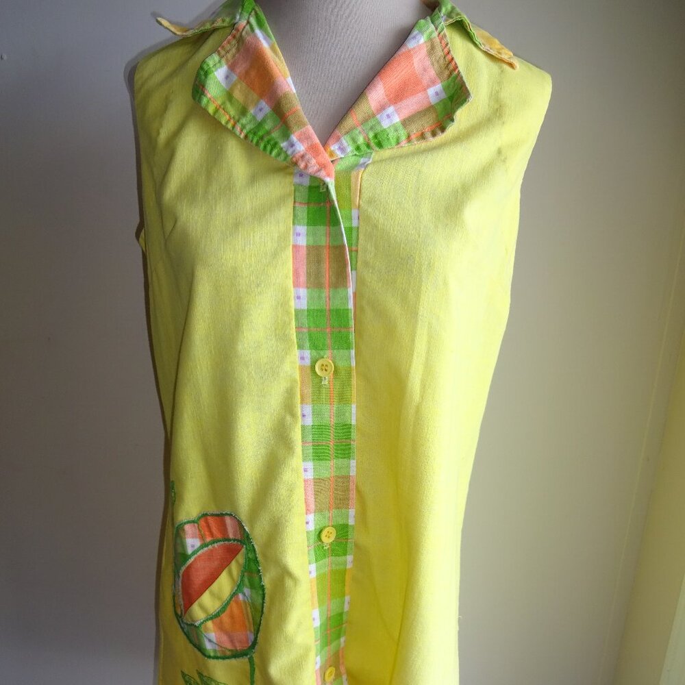 Vintage 1960s 1970s Yellow Lisanne Distinctive Loungewear House Dress Day S M